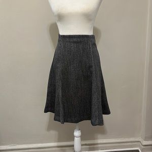 Charcoal peppered gray ann taylor flare skirt size 2